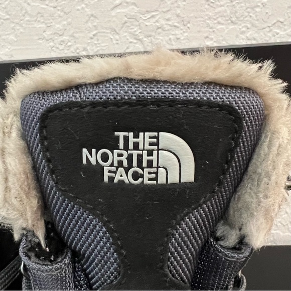 North Face Black Gray Chilkat 400 Cold Weather Hiker Boots - Picture 3 of 13